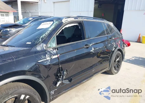 2024 Volkswagen Tiguan 2.0T Se R-Line Black из США, поврежденный, VIN 3VVCB7AXXRM000871